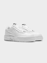 NIKE WOMEN AIR FORCE