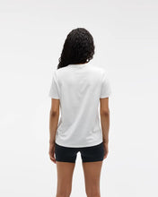 CAMISETA CON LOGO