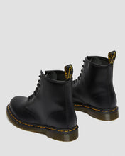 DR. MARTENS UNISEX 1460 BLACK WYOMING